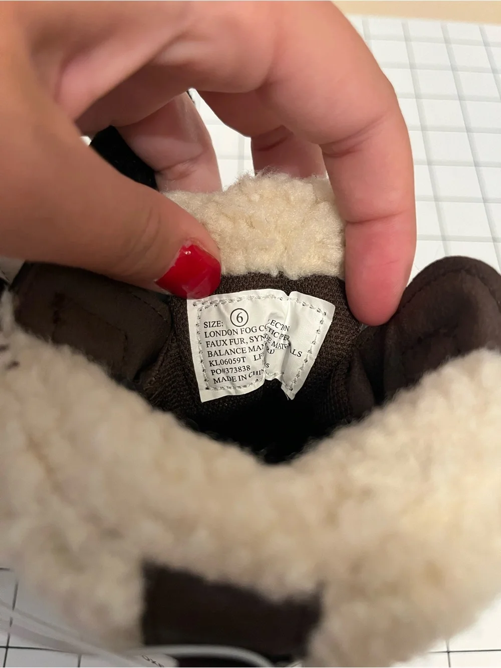 London Fog Brown Faux Shearling-Lined Boot Size 6